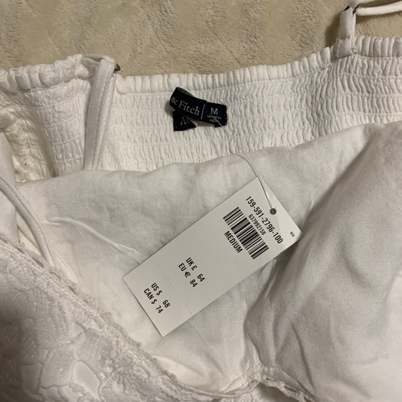 Abercrombie Mini White Floral Lace Dress - Picture 3 of 3